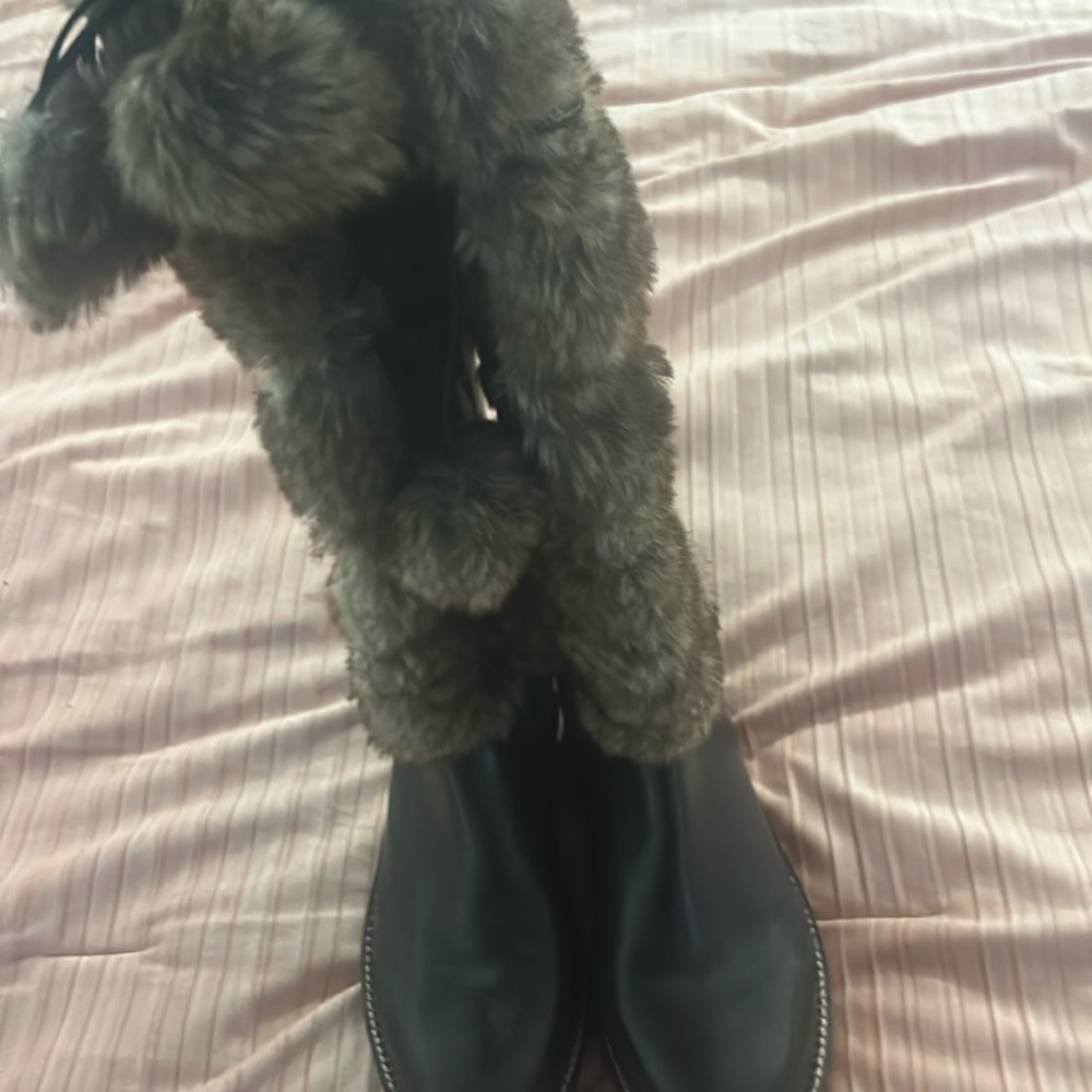 brand new fur boots leather cute never worn